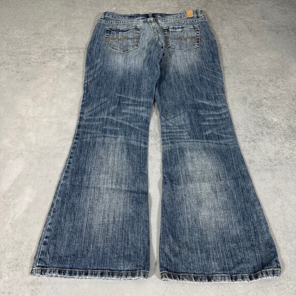 Maurices Molliflare Flare Denim Medium Wash Jeans - Size: 7/8 Short - Picture 7 of 7